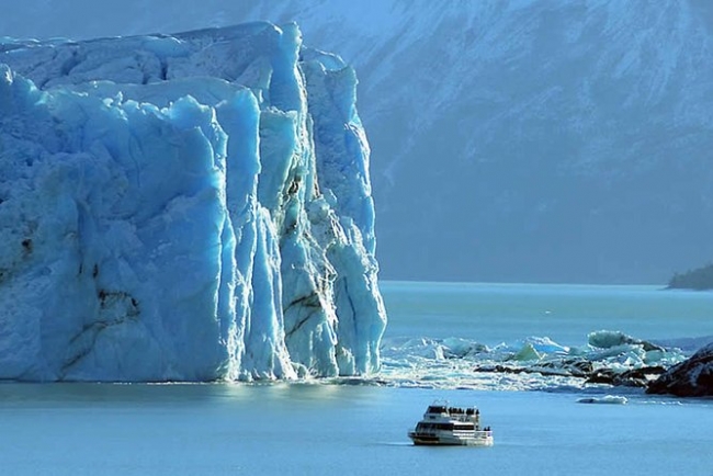 NAVEGACION GLACIARES GOURMET con traslados al Puerto