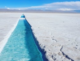 SALINAS GRANDES POR PURMAMARCA
